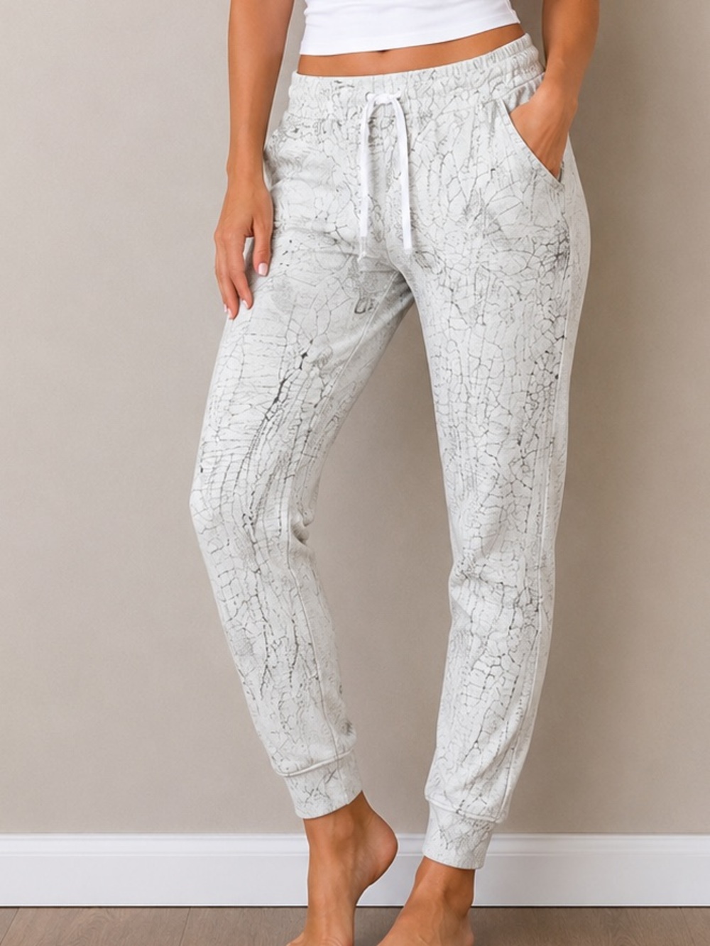 LULULEMON thick jogger pants size 14 white marbled